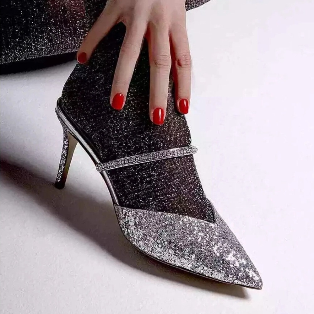 Jewel Badgley Mischka NIB Silver Glitter Jan Strappy Mule Pointed Toe Heel